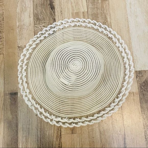 Vintage | Lace Olefin Garden Party Hat - Picture 2 of 6